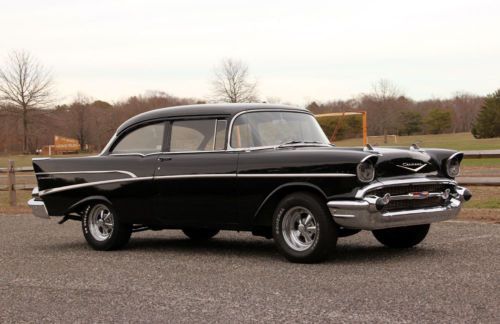 Chevy Dealers In Delaware >> Buy used Original Onyx Black 355 4-Speed Hot Rod Old ... Chevy Dealers In Delaware >> Buy used Original Onyx Black 355 4-Speed Hot Rod Old ...