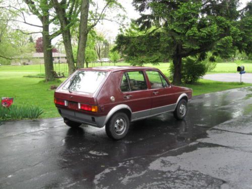 1984 vw diesel rabbit 4 cylinder newish interior 210592 miles