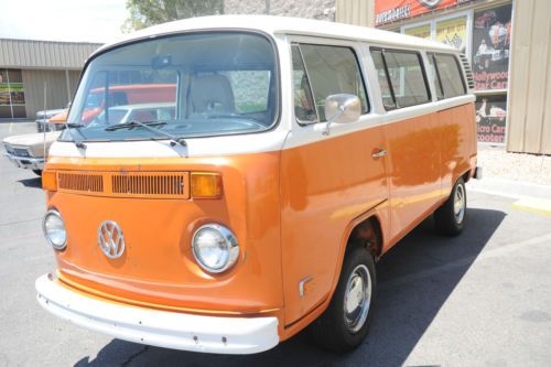 Very cool and great running 1974 vw transporter kombi bus nice interior stereo