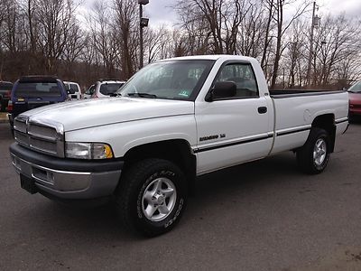 No reserve 4x4 1 owner clean runs great power windows and locks great tires!!