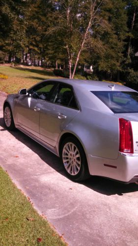 2010 extra clean cts awd 3.6l with 66,535 mi. grey with black interior great buy