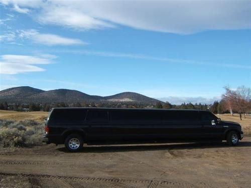 2005 ford excursion xlt limousine 180"