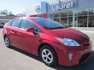 2012 toyota prius hybrid one owner low miles clean carfax like new must see!