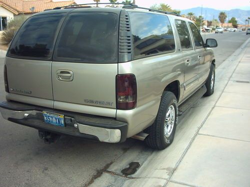 2001 chevrolet suburban 1500 lt sport utility 4-door 5.3l