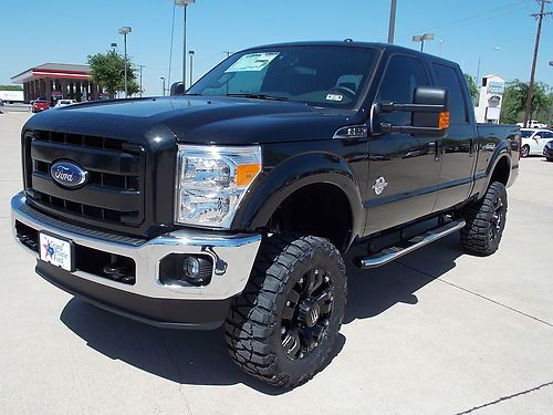 2013 ford f-250 crewcab lariat 4x4 lifted and loaded