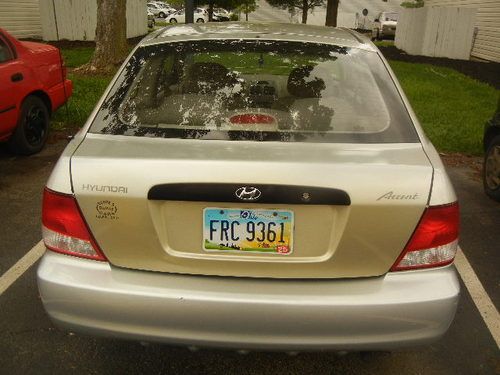 2001 hyundai accent gs hatchback 3-door 1.6l