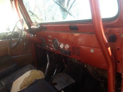 1982 cj7 rust free ,small block chevy with a 350 turbo automatic