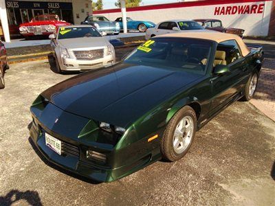 New camaro convertible rs automatic one owner new a/c 11k miles leather like new
