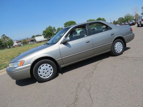 1998 toyota camry le sedan automatic 1 family new timing belt runs nice 4-cyl