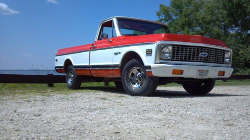 1972 chevy c10 deluxe v8 350 excellent condition!!