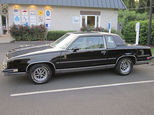 Find Used 1985 Oldsmobile Cutlass Supreme Brougham - V8 - Console