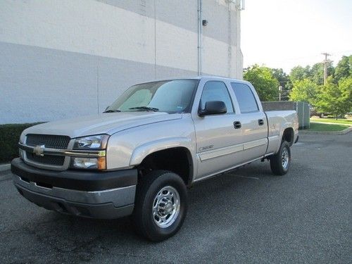 Find used 4x4 Crew cab 4 door pick up truck in Smithtown, New York