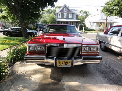 1980 cadillac coupe deville---low mileage---excellent condition---fully loaded