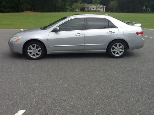 2004 honda accord ex sedan 4-door 3.0l