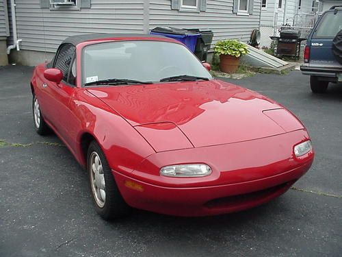 Vintage 91' mazda miata 1 owner low miles convertible