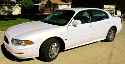 2005 buick lasabre limited pearl white low mileage 24,686 1 owner elderly woman