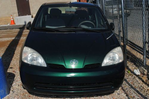 01 toyota prius sold as is parts car clean one owner title no reserve