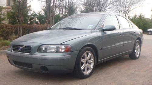 Beautiful 2002 volvo s60 runs excellent cold a/c low miles clean title