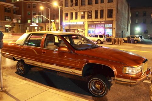 Lowrider show car - 93 cadillac fleetwood - 10 batteries, 3 pumps, 4 switches