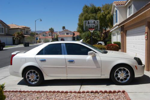 2003 cadillac cts 28,000 orig miles showroom condition