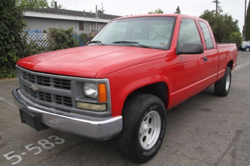 1995 chevrolet c/k 1500 cab ext 6.5-ft. bed 2wd automatic 8 cylinder no reserve