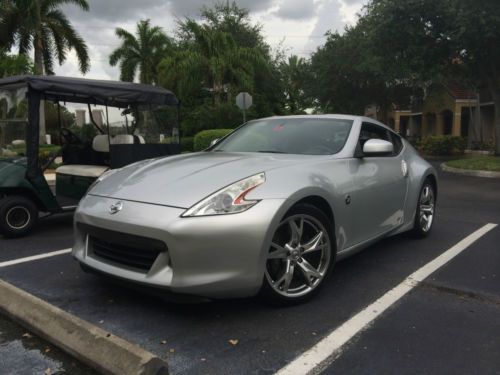 2009 nissan 370z touring package manual, low mile, like new, clear, nav, bose,