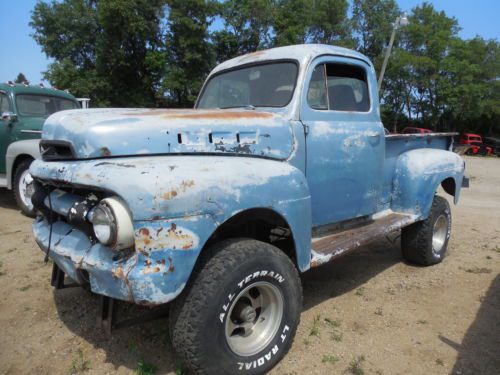 1952 ford f-1 pickup truck lifted jacked up 33 inch tires project rat rod 4x4