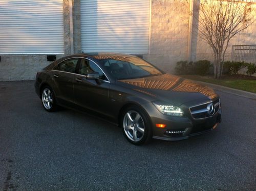 Cls550, mercedes-benz, turbocharged, awd, couple, cls class, 2012, luxury, sedan