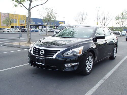 2013 nissan altima s only 600 miles brand new car keyless entry bluetooth l@@k!!