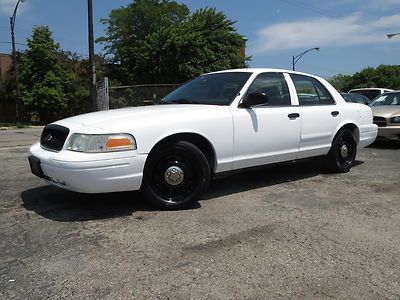 WHITE P71 TAN INT 130K COUNTY HWY MILES PW PL PMRRS NICE, US $3,995.00, image 1