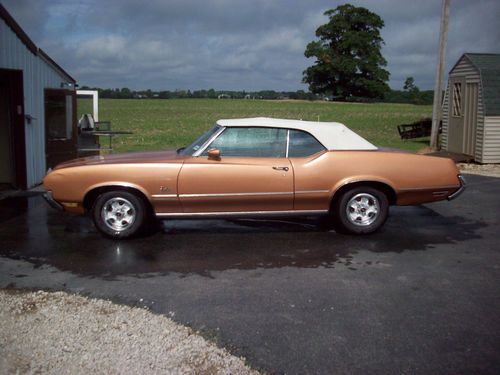 1972 cutlass conv. rust free car