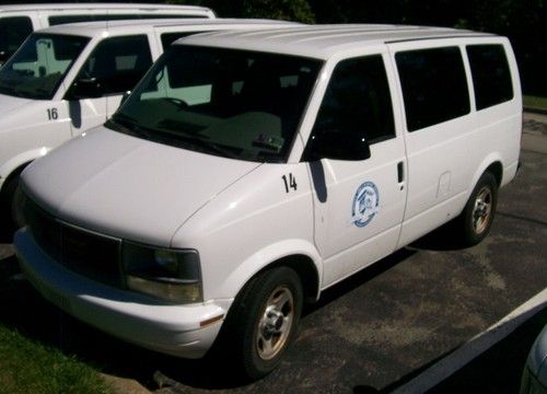 2004 gmc safari awd van, 103,020 miles v6 automatic, located in washington, pa