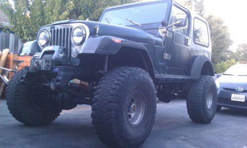 Jeep cj-7 fully-equipped, street-legal rockcrawler