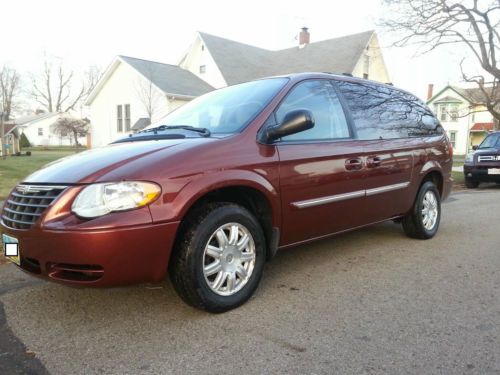 2007 chrysler town &amp; country touring