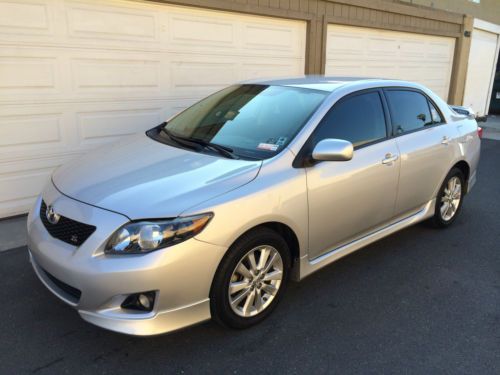 2010 toyota corolla s sedan 4door 1.8l mint! 35mpg hwy 65k moving must sell!!