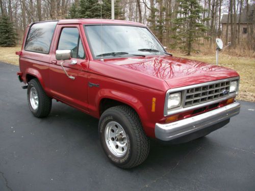 1984 ford bronco ii xlt, 4 x 4, rust free v6, automatic