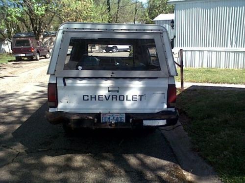 Sell used 1985 Chevy S10 Pickup Truck for Rebuilding or Parts in