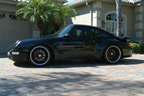 Porsche 911 993 turbo black on black beauty