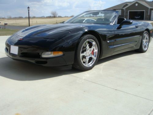 1999 corvette convertible...low miles..clean..2nd owner...reduced