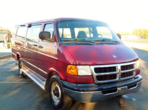 Only 27,000 miles!!!!!!!......15-passenger!!!!..........no reserve!!!!!!!!!!!!