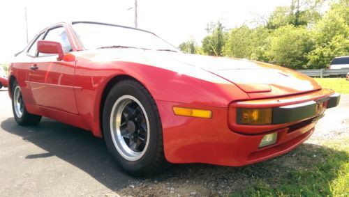 Highly documented and well maintained 2 owner 1983 red porsche 944 great buy!