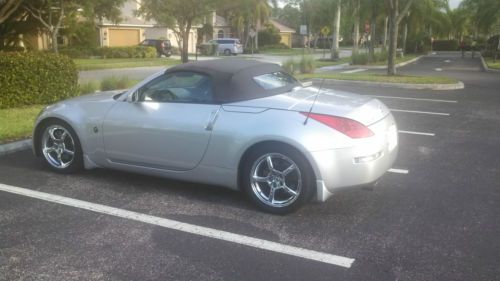 2006 nissan 350z touring roadster convertible low miles super clean chome rims