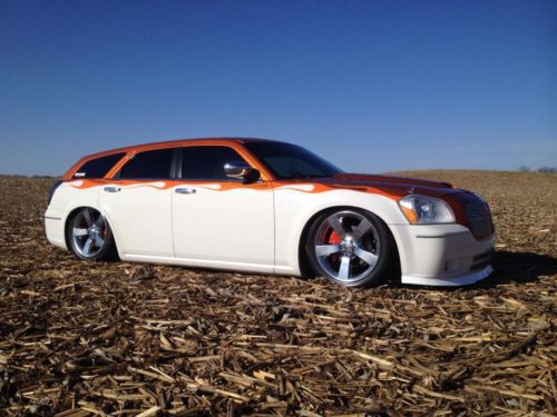 07 dodge magnum sxt daily driver/show car