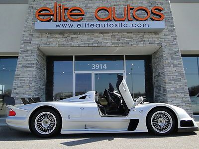 Clk gtr roadster, only 1 in the united states, as new only 70 delivery miles