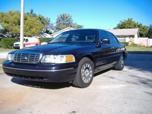 2003 ford crown victoria was  law  enforcement , nice drives  like new