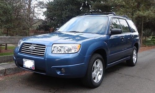 2008 awd subaru forester pzev  2.5x - towing package - very clean interior