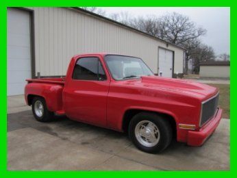 84 chevy c10 regular cab, extra clean 350 v8