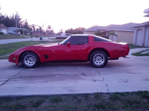1981 corvette red excellent condition