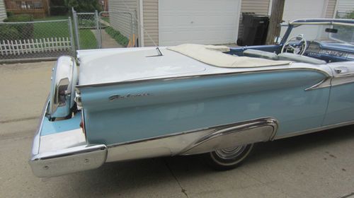 1959 Ford Galaxie convertible, image 5