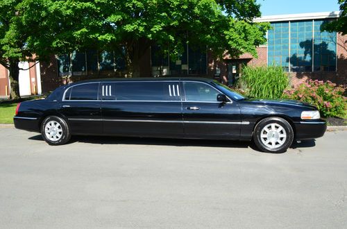 2005 lincoln town car 6 passenger limo limousine 70" stretch